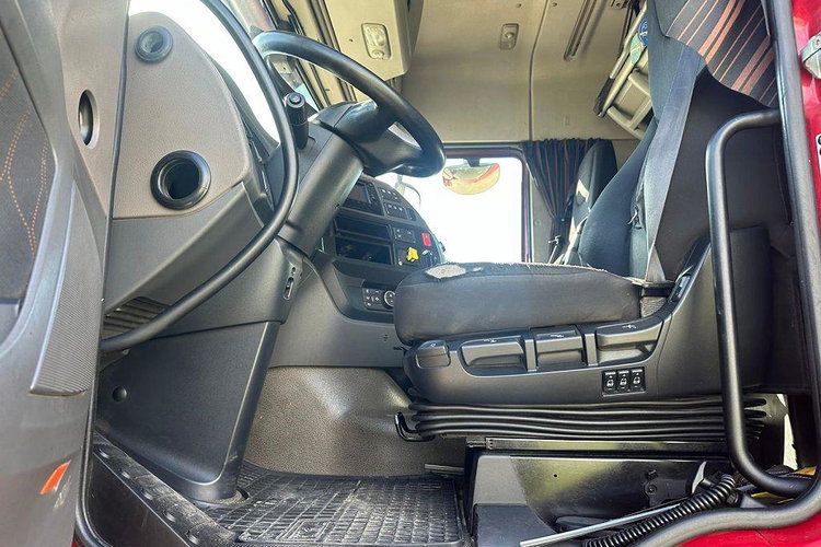 DAF XF 480 FT zdjęcie 8