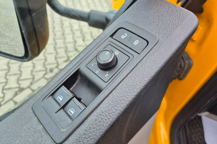 Transporter Volkswagen T6 Transporter 4X4 / 4MOTION / DOKA / 6 MIEJSC zdjęcie 22