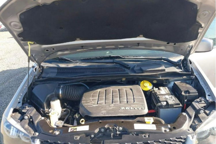 Dodge Grand Caravan GT/Skóra/Kamera cofania/7os/Alu17/El.klapa El. drzwi zdjęcie 7