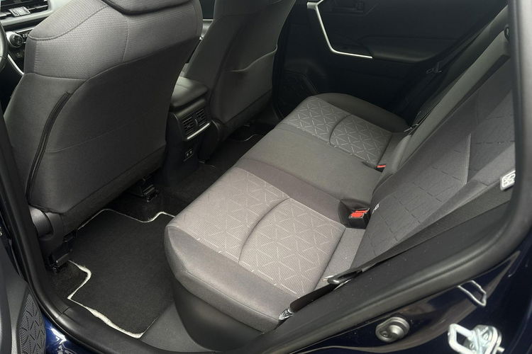 Toyota RAV-4 2.5 HSD 218KM ACTIVE BUSINESS, salon Polska, gwarancja, FV23% zdjęcie 10