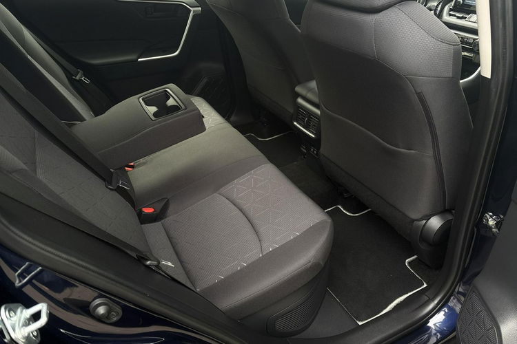 Toyota RAV-4 2.5 HSD 218KM ACTIVE BUSINESS, salon Polska, gwarancja, FV23% zdjęcie 15