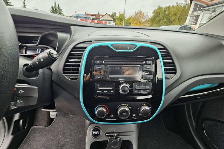 Renault Captur serwis, nowy silnik, zadbana zdjęcie 18