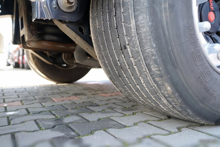 Wielton / FIRANKA / MEGA / LOWDECK / MAŁO UŻYWANA / 80 TYS KM / OŚ PODNOSZONA / SAF  zdjęcie 21