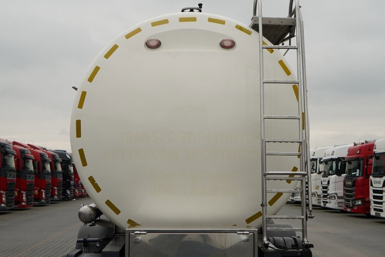 SOMMER  / CYSTERNA SPOŻYWCZA  / 3 KOMORY / 30 000 L / OŚ PODNOSZONA /  SAF  zdjęcie 12