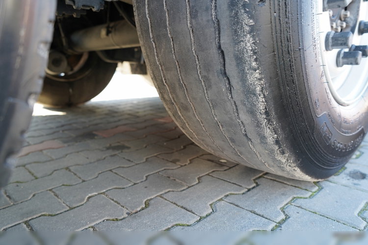 Schmitz / FIRANKA / WINDA ZAŁADOWCZA / 2x OŚ PODNOSZONA / KOSZ NA PALETY  zdjęcie 26