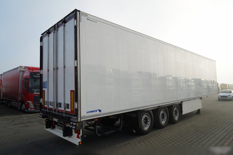 SCHMITZ / CHŁODNIA / THERMO KING SLX 300 / HAKÓWKA / OŚ PODNOSZONA / KOSZ NA PALETY zdjęcie 5