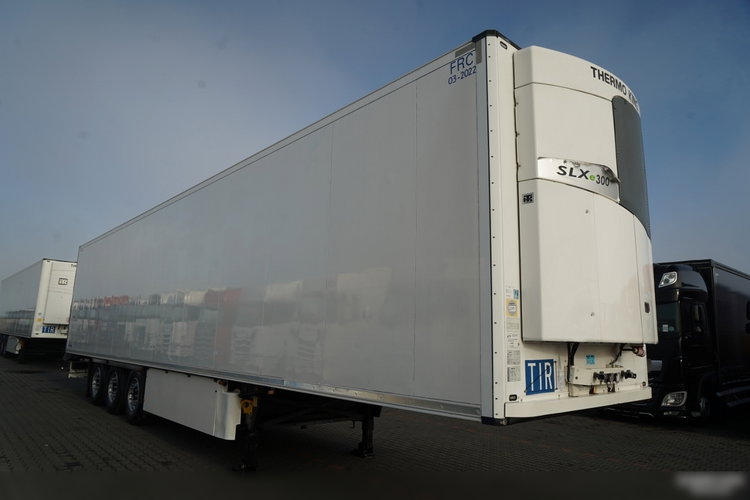 SCHMITZ / CHŁODNIA / THERMO KING SLX 300 / HAKÓWKA / OŚ PODNOSZONA / KOSZ NA PALETY zdjęcie 7