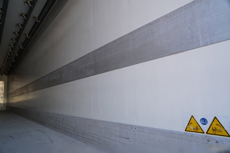 SCHMITZ / CHŁODNIA / THERMO KING SLX 300 / HAKÓWKA / OŚ PODNOSZONA / KOSZ NA PALETY zdjęcie 17