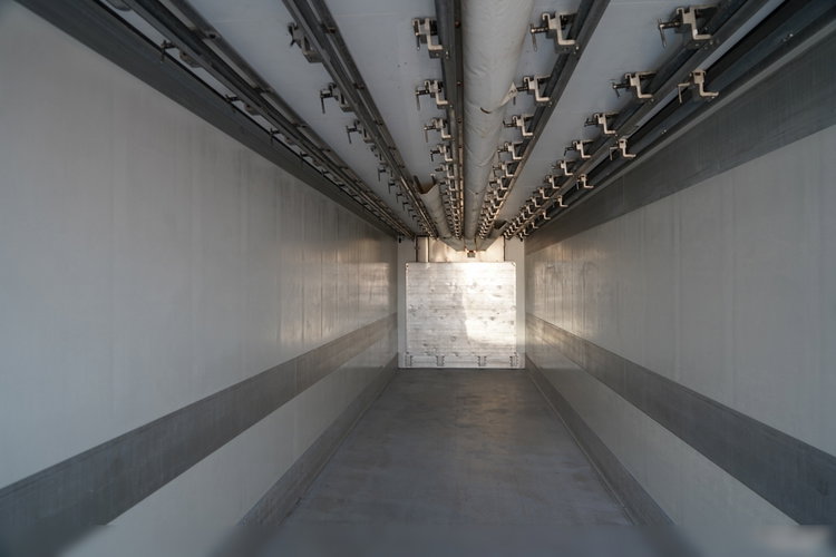 SCHMITZ / CHŁODNIA / THERMO KING SLX 300 / HAKÓWKA / OŚ PODNOSZONA / KOSZ NA PALETY zdjęcie 20