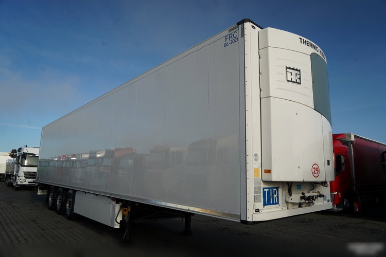 SCHMITZ / CHŁODNIA / THERMO KING SLX 300 / HAKÓWKA / OŚ PODNOSZONA / KOSZ NA PALETY zdjęcie 7