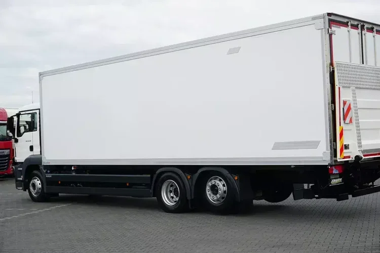 MAN TGS / 26.360 / EURO 6 / CHŁODNIA + WINDA / 23 PALETY zdjęcie 37