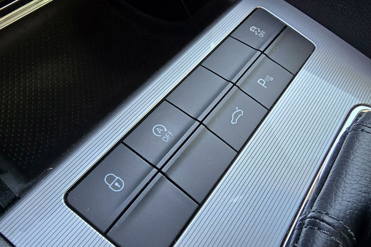 Skoda Octavia Bezwypadkowy + pełny serwis ASO + 2 klucze + 4x4 zdjęcie 28