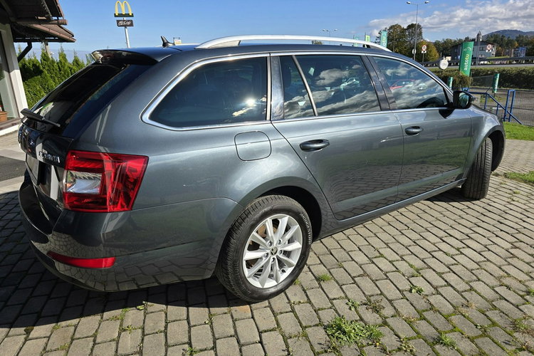Skoda Octavia Bezwypadkowy + pełny serwis ASO + 2 klucze + 4x4 zdjęcie 7