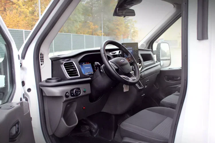 Ford Transit bliźniak kontener 9 euro palet + winda BAR 750kg zdjęcie 15