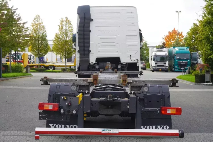 Volvo FH 420 6x2 / BDF / 2022 zdjęcie 3