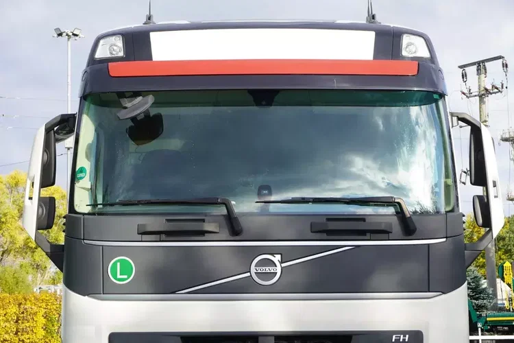 Volvo FH 420 6x2 / BDF / 2022 zdjęcie 6