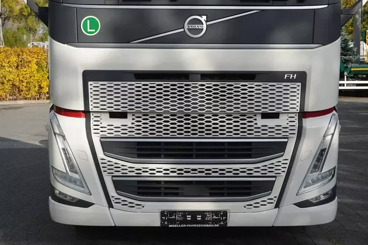 Volvo FH 420 6x2 / BDF / 2022 zdjęcie 7