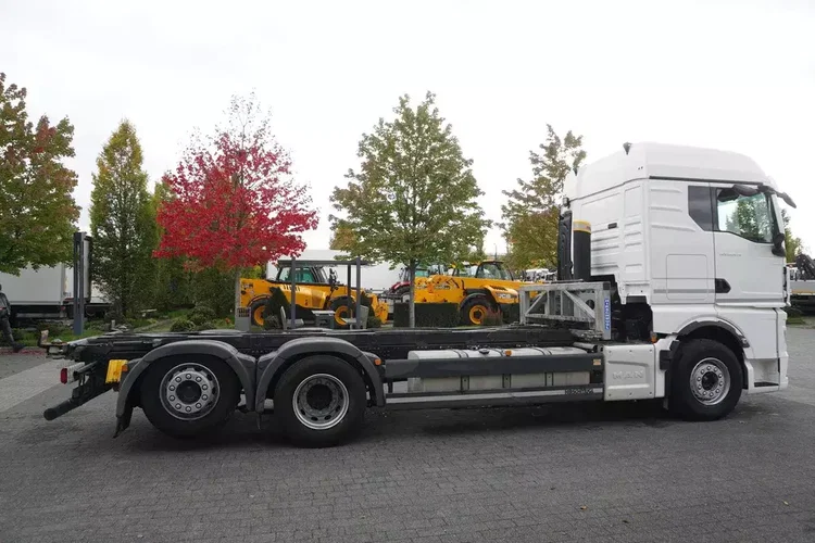 MAN TGX 26.470 6x2 COINTAINERKIPPER HYVA HIRMSCHLING / 200 tys. km zdjęcie 9