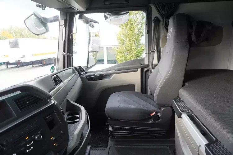 MAN TGX 26.470 6x2 COINTAINERKIPPER HYVA HIRMSCHLING / 200 tys. km zdjęcie 22