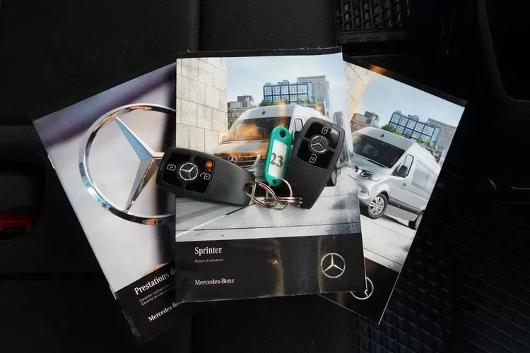 Mercedes Sprinter zdjęcie 16