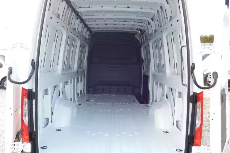 Mercedes Sprinter zdjęcie 3