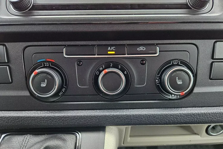 Volkswagen Transporter L2H1 59999zł NETTO 2.0TDi/150KM zdjęcie 30