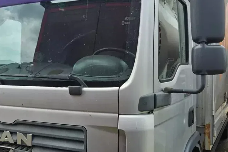 MAN TGL 12.210 zdjęcie 11