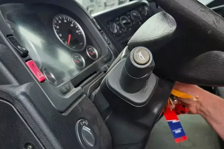 MAN TGL 12.210 zdjęcie 16