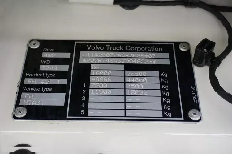 Volvo FH / 500 / EURO 6 / ACC / XL / I -COOL / MAŁY PRZEBIEG zdjęcie 11