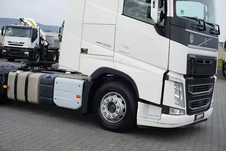 Volvo FH / 500 / EURO 6 / ACC / XL / I -COOL / MAŁY PRZEBIEG zdjęcie 18