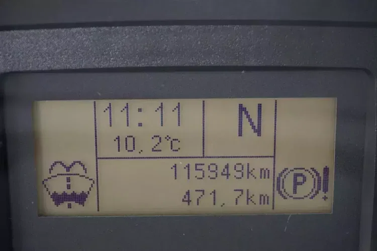 Iveco TRAKKER / 380T41 / E 6 / WYWROTKA + HDS / 6 X 4 / ROTATOR zdjęcie 12