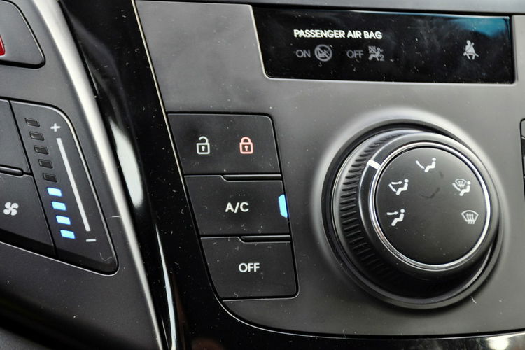 Hyundai i40 1.7CRDi(136KM) Led Duża Navi Welur Reling IWłaściciel Alu16"ASO zdjęcie 32