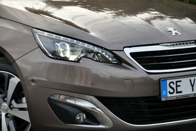 Peugeot 308 SW 2.0HDi(150KM) Full Led Navi Kamera Panorama BLS Welur Reling Alu17"ASO zdjęcie 12
