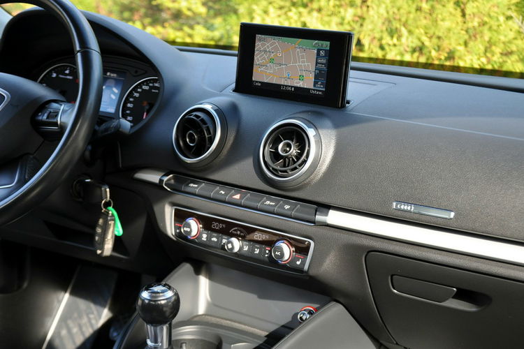 Audi A3 1.6TDI(110KM) Navi MMI Bi-Xenon Led Klimatronik Welur Chrom Alu16"ASO zdjęcie 26