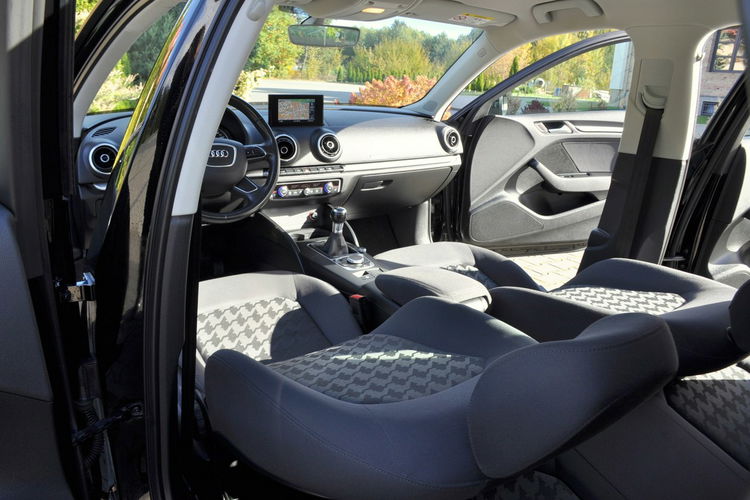 Audi A3 1.6TDI(110KM) Navi MMI Bi-Xenon Led Klimatronik Welur Chrom Alu16"ASO zdjęcie 27