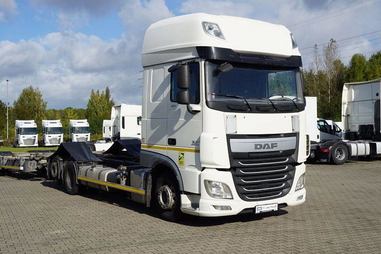 DAF XF 460 FAR/ZZW zdjęcie 2