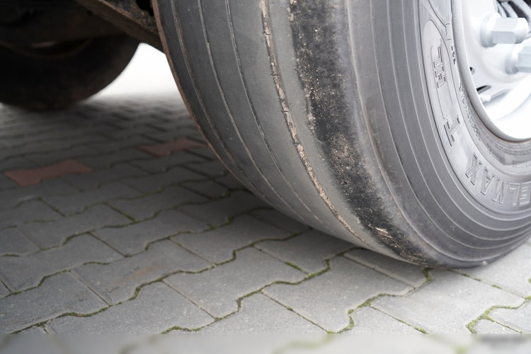 Wielton / FIRANKA STANDARD / MULDA DO STALI - 9 M  / OŚ PODNOSZONA / SAF  zdjęcie 26