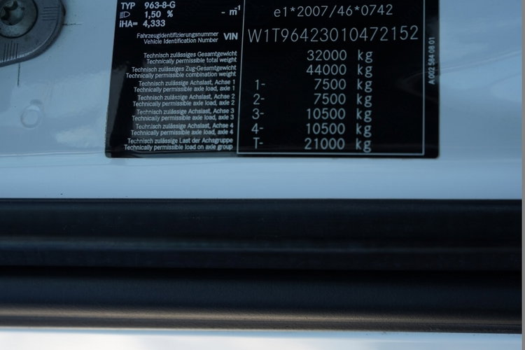 Mercedes AROCS 3243 / 8x4 / WYWROTKA  DWUSTRONNA 6.2 M / HYDROBURTA / HYDROKLAPA / AUTOMAT / OPONY 100% /  EURO 6 / 2021 zdjęcie 46