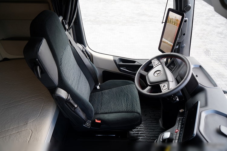 Mercedes -BENZ ACTROS 2545 / SOLÓWKA  / 6x2 / OŚ PODNOSZONA / BIG SPACE / WIELTON / 2021 zdjęcie 29