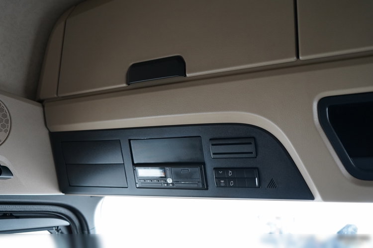 Mercedes -BENZ ACTROS 2545 / SOLÓWKA  / 6x2 / OŚ PODNOSZONA / BIG SPACE / WIELTON / 2021 zdjęcie 35