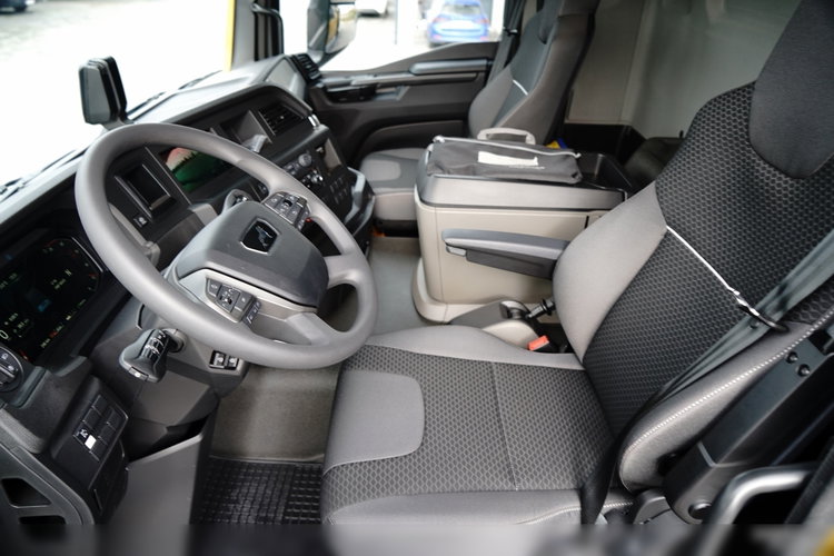 MAN TGS 41.480 / 8X8 / WYWROTKA / 21, 5 M3 / AUTOMAT / FABRYCZNIE NOWY / BOGATE WYPOSAŻENIE / DOSTĘPNY OD RĘKI / 2026 / zdjęcie 27