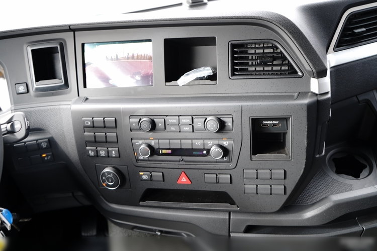 MAN TGS 41.480 / 8X8 / WYWROTKA / 21, 5 M3 / AUTOMAT / FABRYCZNIE NOWY / BOGATE WYPOSAŻENIE / DOSTĘPNY OD RĘKI / 2026 / zdjęcie 31