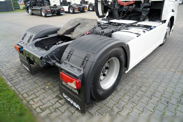 Scania S 500 / RETARDER / CAŁA NA PODUSZKACH / OPONY 100% / ALUFELGI / NAVI zdjęcie 15