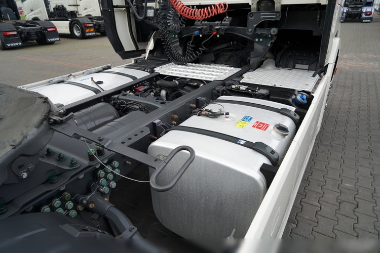 Scania S 500 / RETARDER / CAŁA NA PODUSZKACH / OPONY 100% / ALUFELGI / NAVI zdjęcie 16