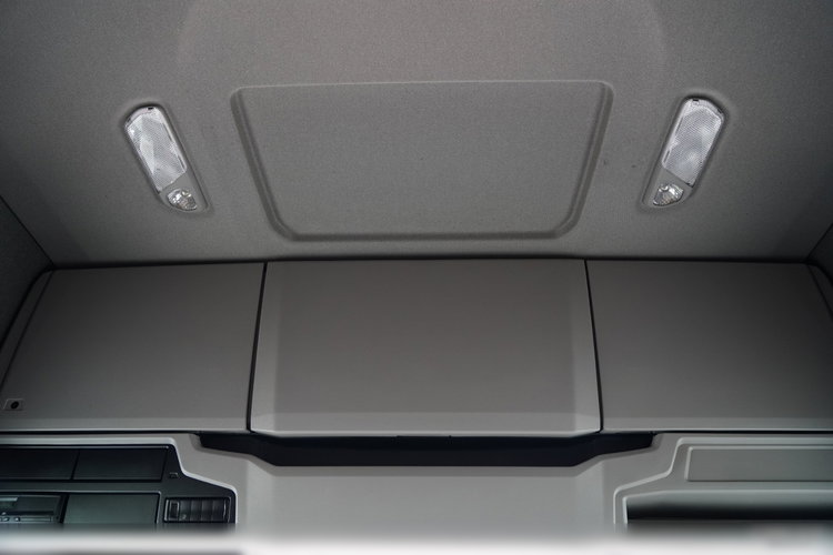 Scania S 500 / RETARDER / CAŁA NA PODUSZKACH / OPONY 100% / ALUFELGI / NAVI zdjęcie 34