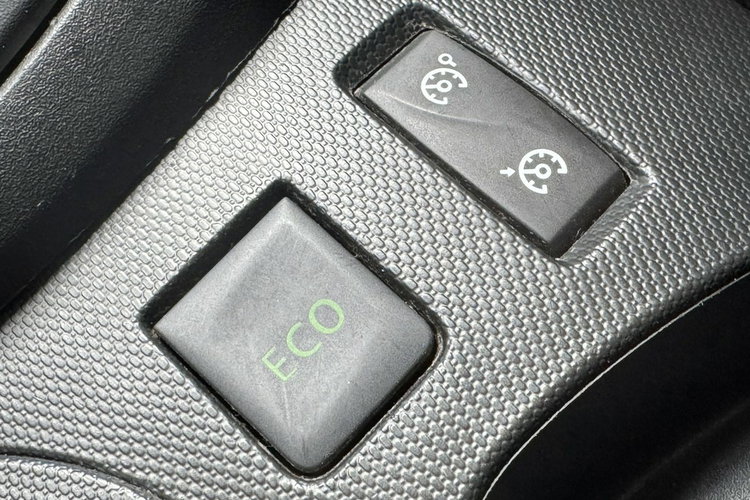 Renault Captur 0.9 Turbo 90KM z Niemiec - Nawigacja, , GWARANCJA 1 ROK zdjęcie 24