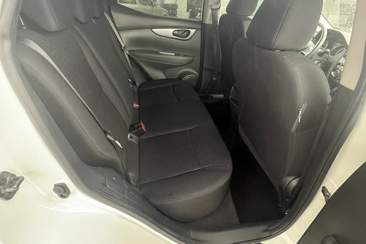 Nissan Qashqai Mały przebieg zdjęcie 12