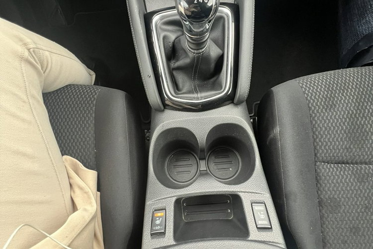 Nissan Qashqai Mały przebieg zdjęcie 24