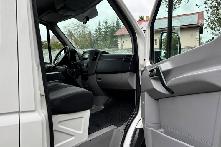 Volkswagen Crafter 2.0 140KM 2014 Skrzynia Hak Brygadówka 7 osobowy zdjęcie 11