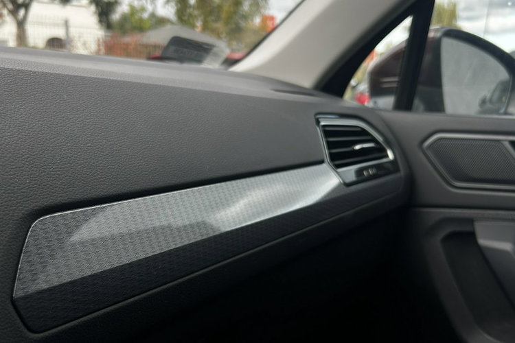 Volkswagen Tiguan SalonPL Iwł Bezwypad Radar Fulled 2.0tdi 150KM As.parko Kamera cofania zdjęcie 19